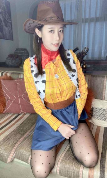 郭晶晶霍震霆找全红婵合影